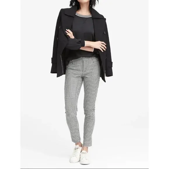 BANANA REPUBLIC Black White Houndstooth Print Sloan Pant // 2 - Picture 2 of 9